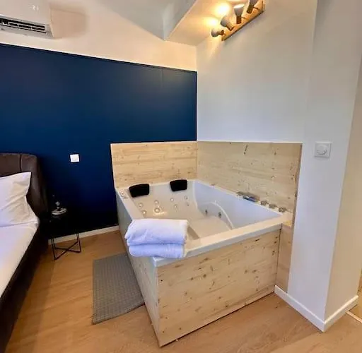 Britich 3d: Prive, Clim, Thermal/artem Lägenhet