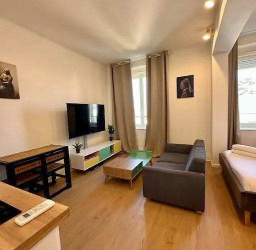 Apartment Britich 3d: Prive, Clim, Thermal/artem